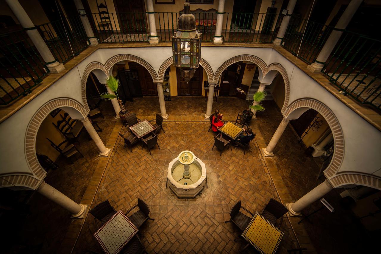 Granados Palacio Boutique Hotel Ecija Exterior photo