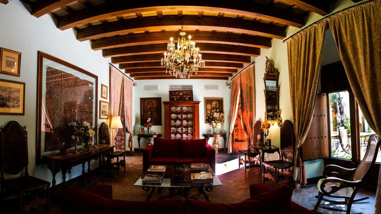 Granados Palacio Boutique Hotel Ecija Exterior photo